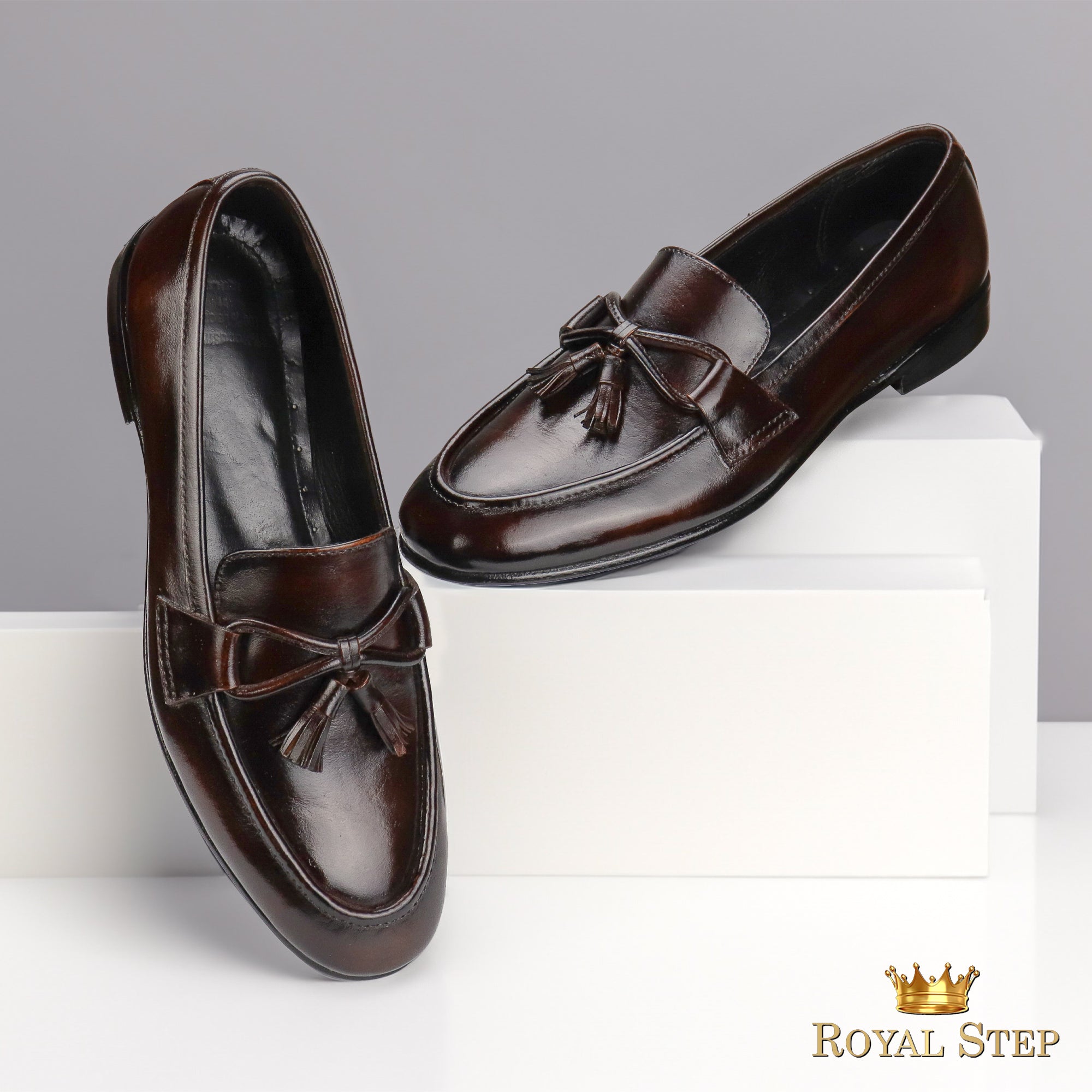 Patina puf - Premium Shoes from royalstepshops - Just Rs.7500! Shop now at ROYAL STEP